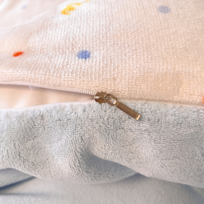 91家纺网 家纺一手货源 找家纺 川悦生活 2025新款绣花牛奶绒毛巾绣四件套-大床 旺皮小狗