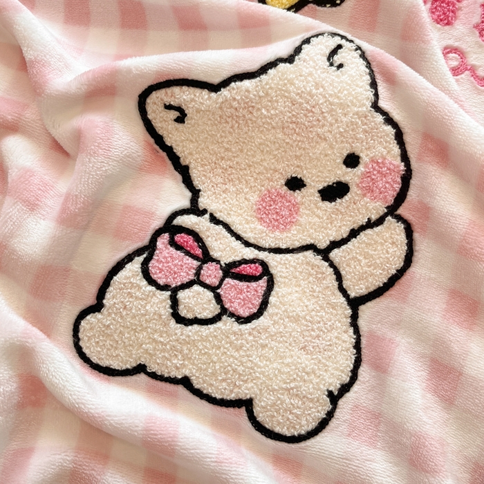 91家纺网 家纺一手货源 找家纺 川悦生活 2025新款绣花牛奶绒毛巾绣四件套-大床 甜蜜一家