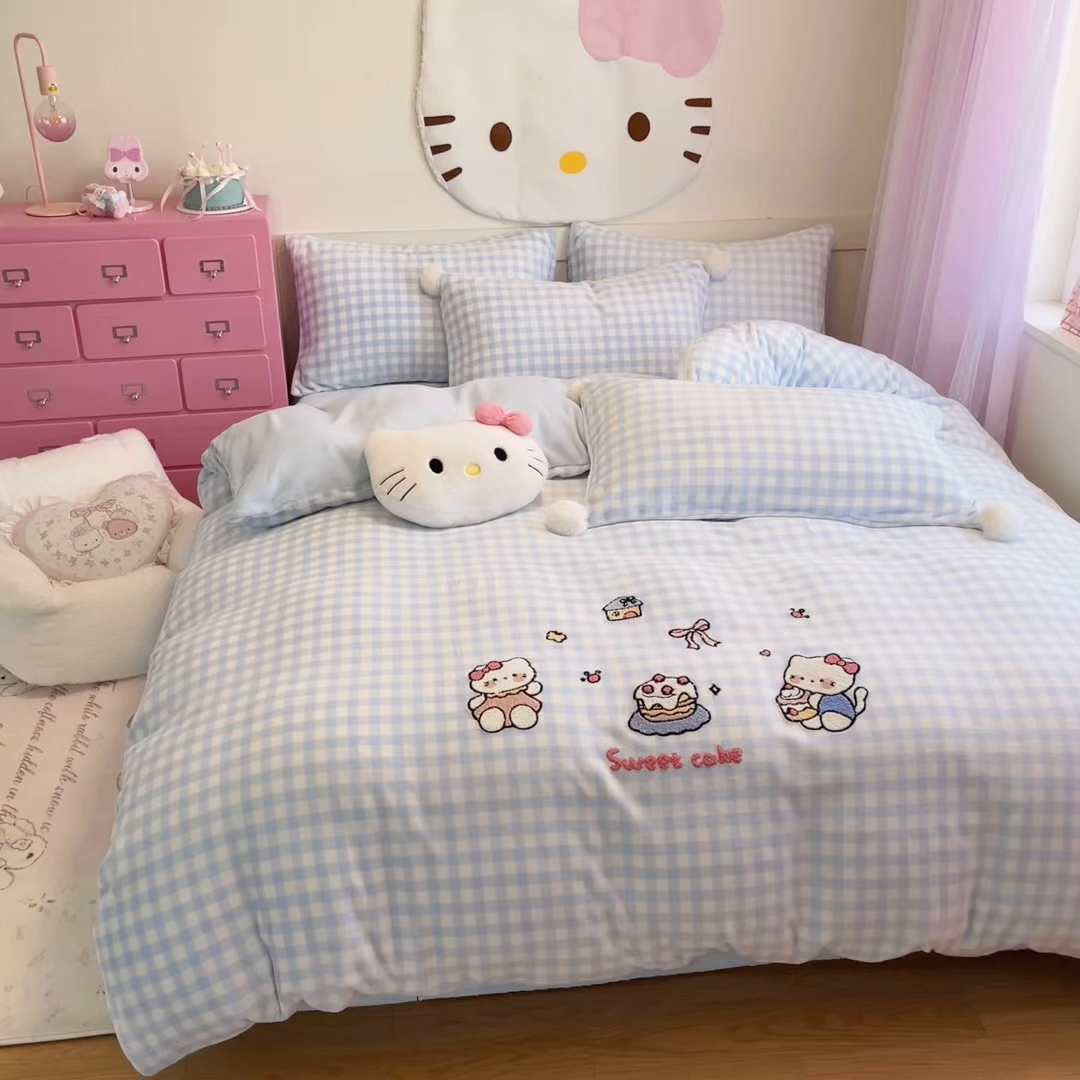 91家纺网 家纺一手货源 找家纺 川悦生活 2025新款绣花牛奶绒毛巾绣四件套-大床 奶心小猫