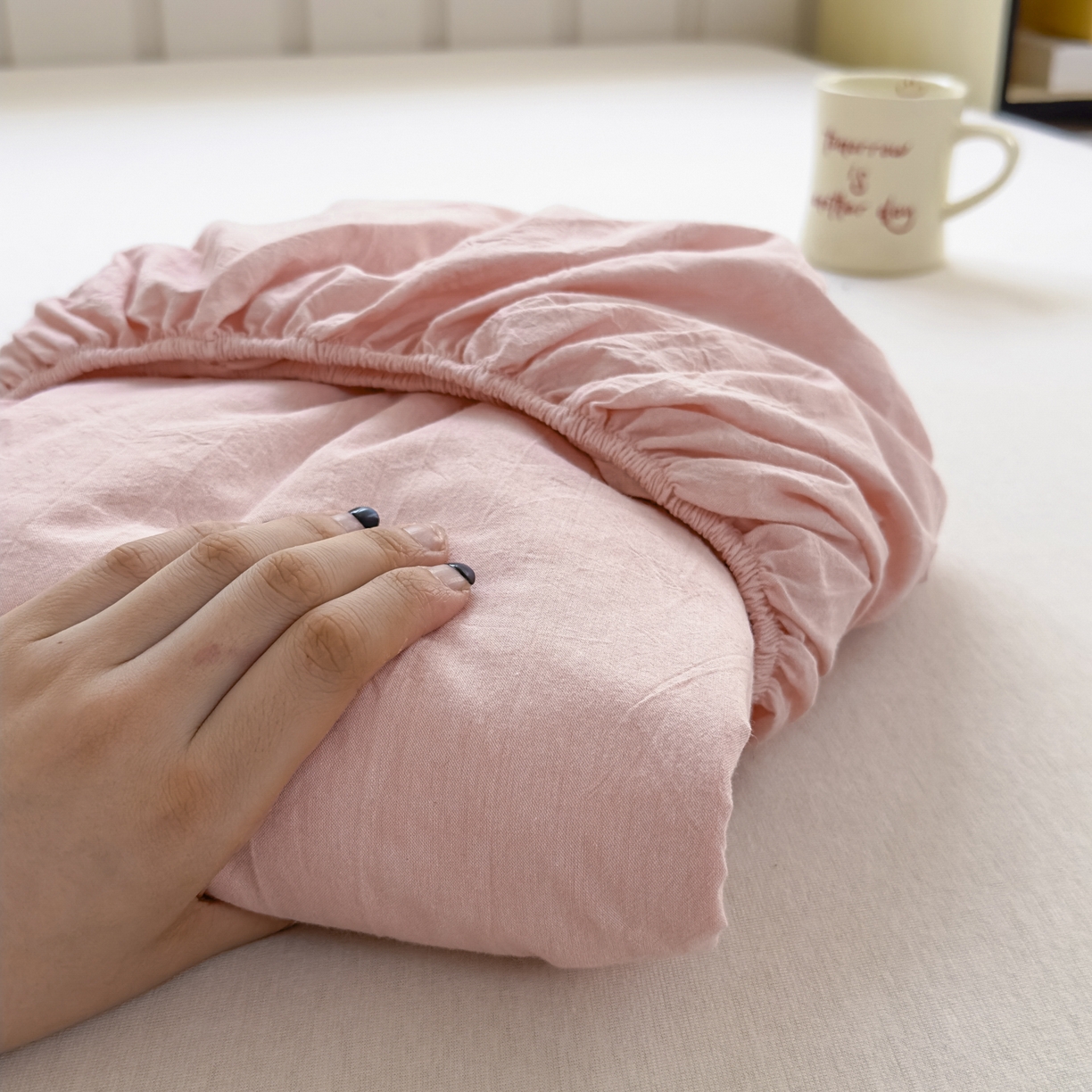 91家纺网 家纺一手货源 找家纺 晚依家纺 2025新款A类色织全棉水洗棉床单单件纯棉格子纯色学生宿舍定制定做 纯色-浅粉