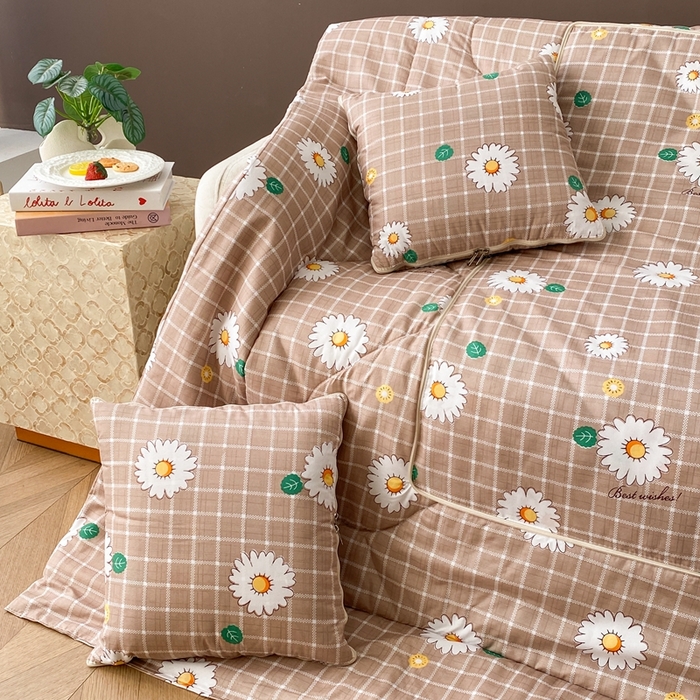 91家纺网 家纺一手货源 找家纺 新奇异 2025新款雏菊秘境系列抱枕被 雏菊秘境