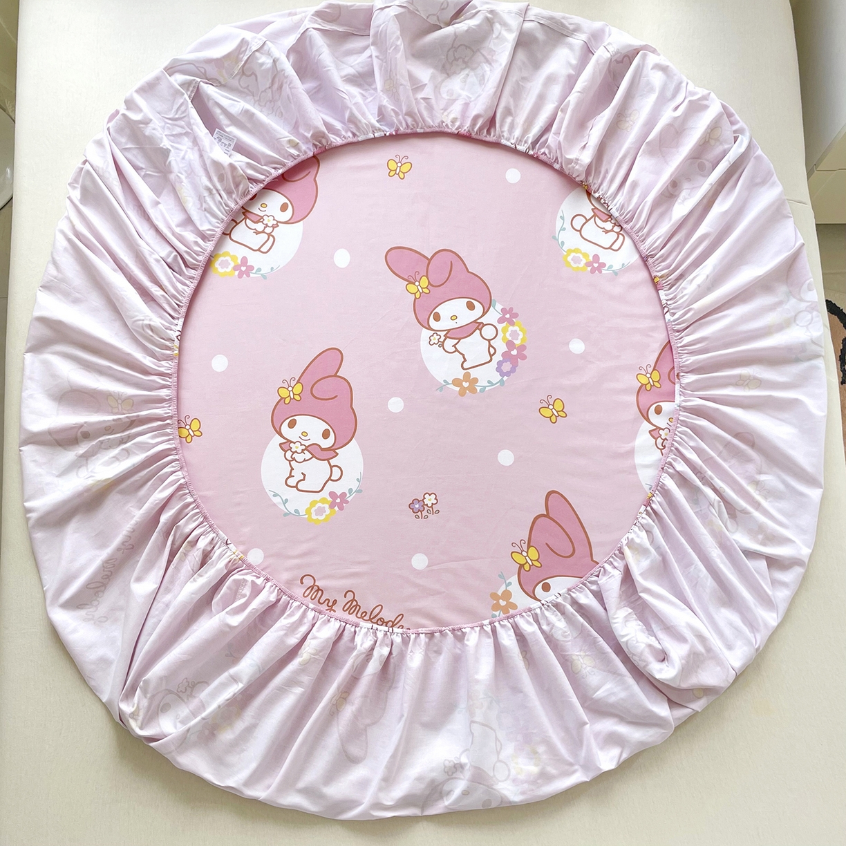 91家纺网 家纺一手货源 找家纺 浩诚2025新款三丽欧专版花型全棉纯棉床笠 粉雾