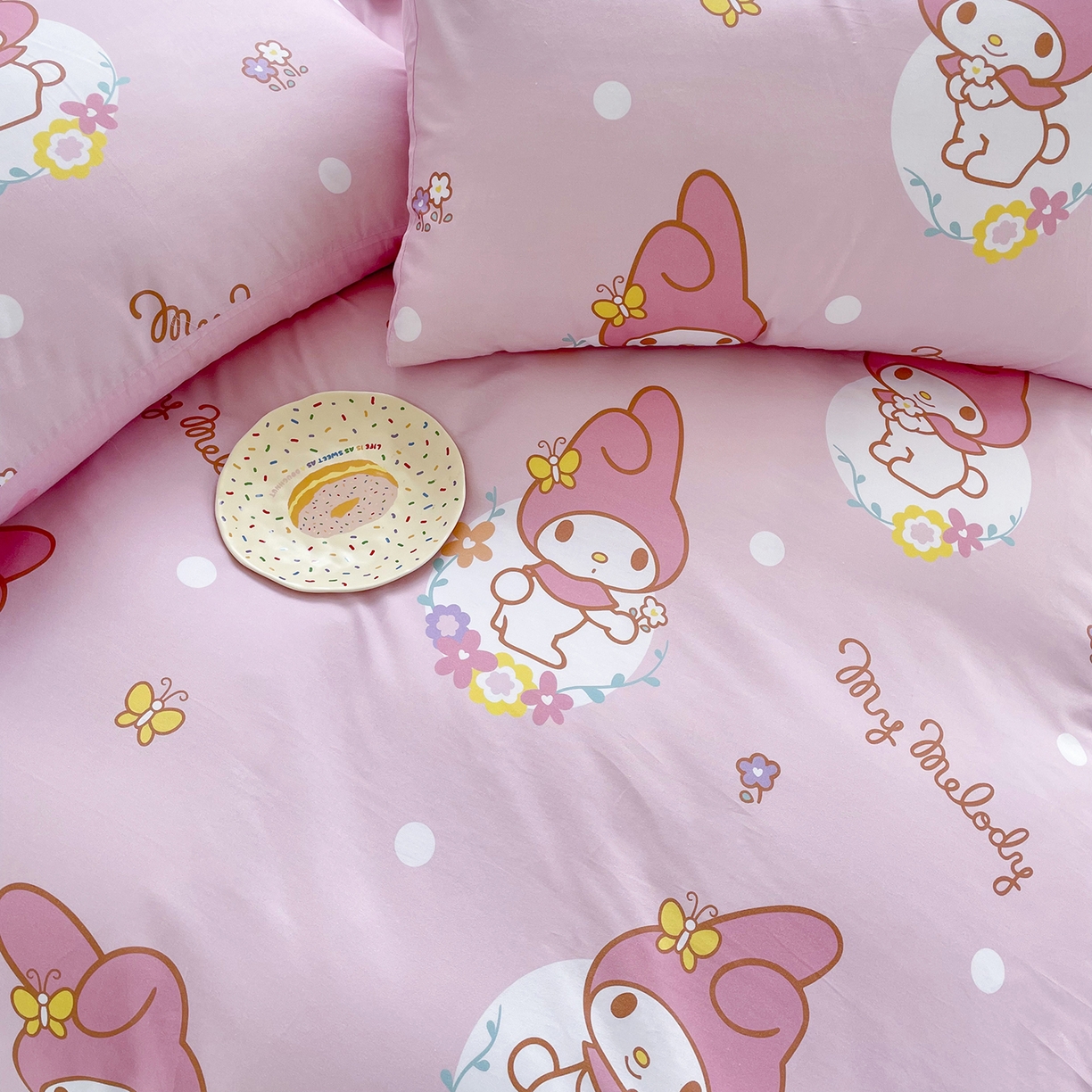 91家纺网 家纺一手货源 找家纺 浩诚2025新款三丽欧专版花型全棉纯棉床笠 粉雾