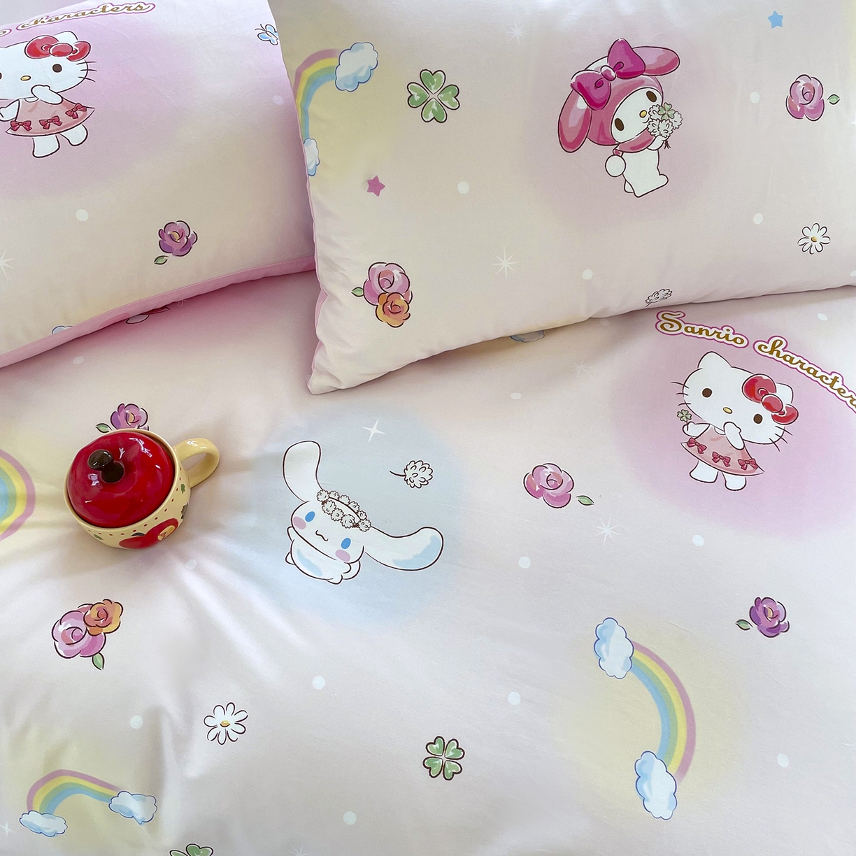 91家纺网 家纺一手货源 找家纺 浩诚2025新款三丽欧专版花型全棉纯棉床笠 霓虹