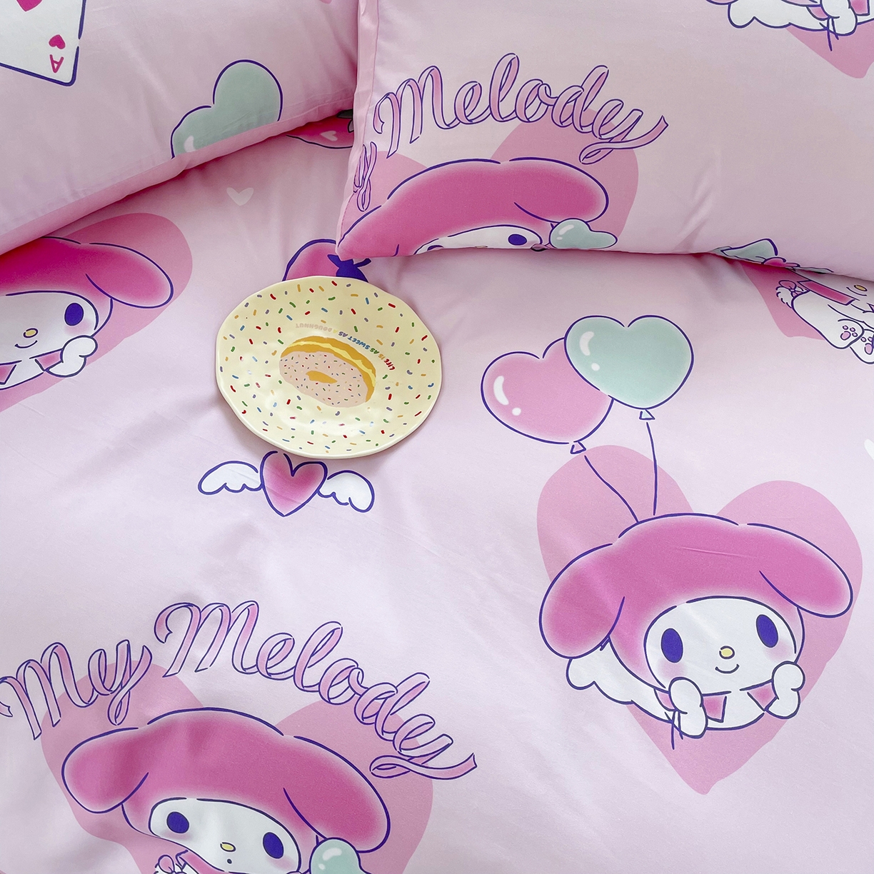 91家纺网 家纺一手货源 找家纺 浩诚2025新款三丽欧专版花型全棉纯棉床笠 甜莓