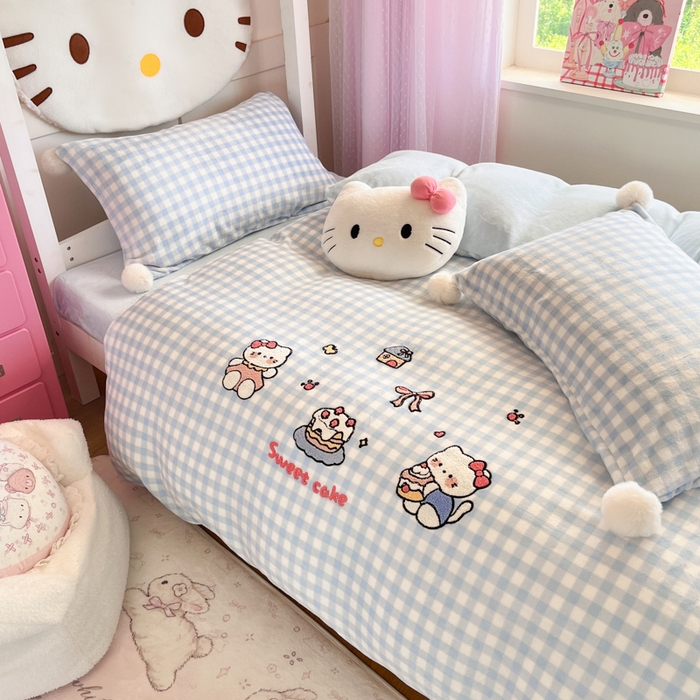 91家纺网 家纺一手货源 找家纺 川悦生活 2025新款绣花牛奶绒毛巾绣四件套-小床 奶心小猫