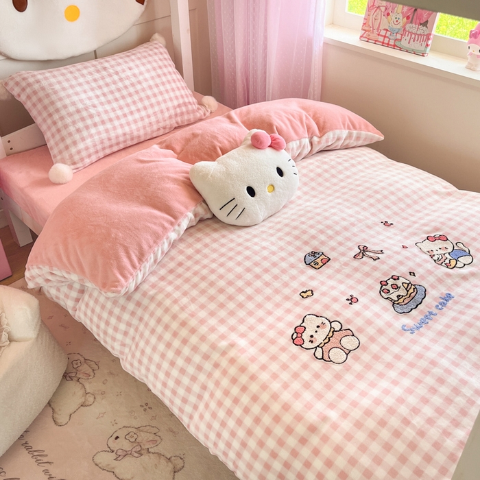 91家纺网 家纺一手货源 找家纺 川悦生活 2025新款绣花牛奶绒毛巾绣四件套-小床 蛋糕小喵