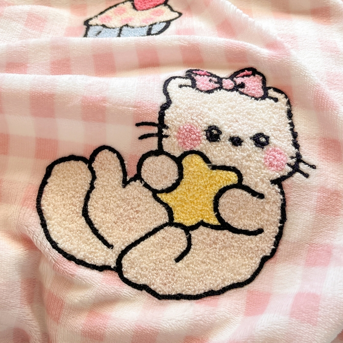 91家纺网 家纺一手货源 找家纺 川悦生活 2025新款绣花牛奶绒毛巾绣四件套-小床 甜蜜一家