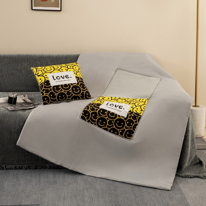 91家纺网 家纺一手货源 找家纺 新奇异 2025新款北欧风仿超柔抱枕 （支持定制）被 笑脸LOVE