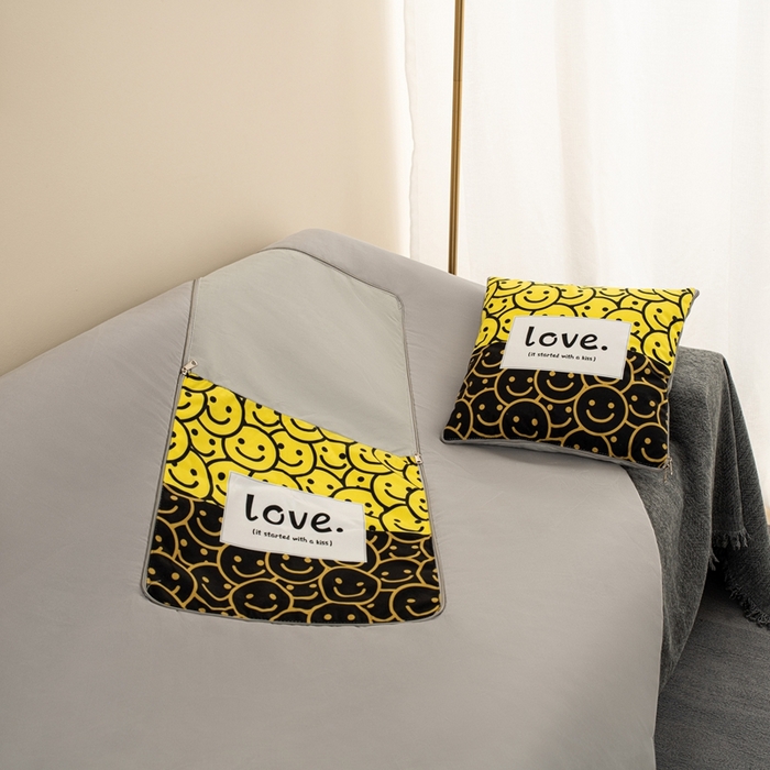 91家纺网 家纺一手货源 找家纺 新奇异 2025新款北欧风仿超柔抱枕 （支持定制）被 笑脸LOVE