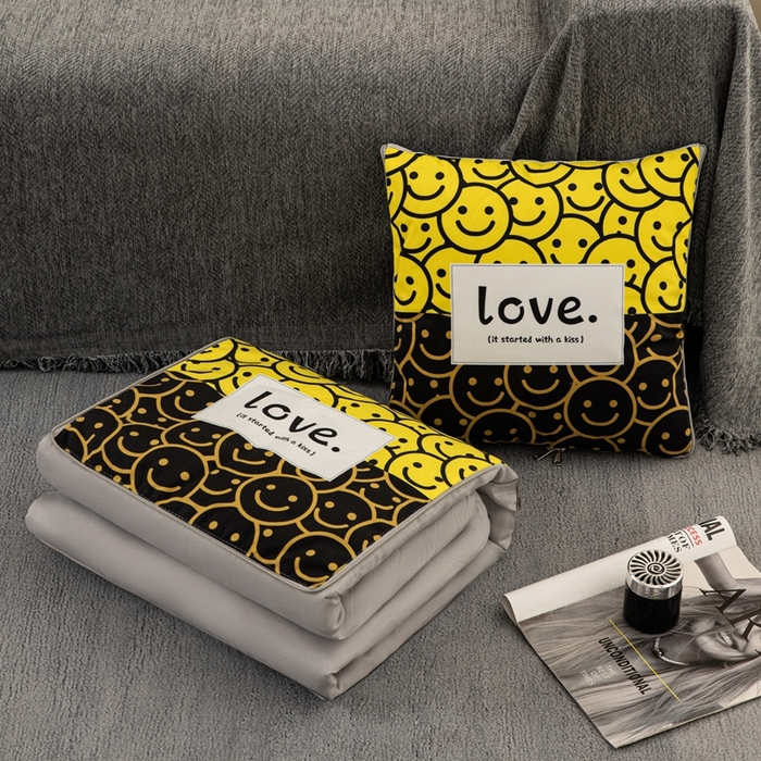 91家纺网 家纺一手货源 找家纺 新奇异 2025新款北欧风仿超柔抱枕 （支持定制）被 笑脸LOVE