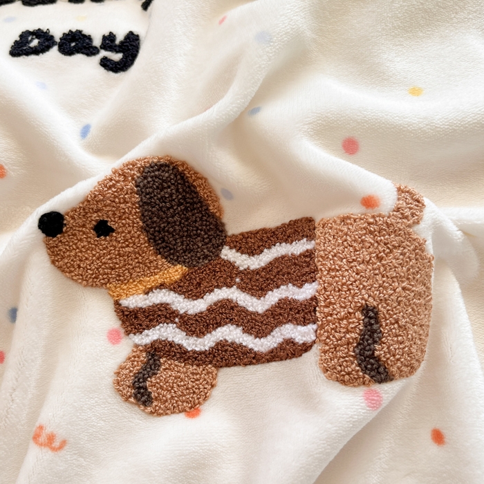 91家纺网 家纺一手货源 找家纺 川悦生活 2025新款绣花牛奶绒毛巾绣四件套-小床 旺皮小狗