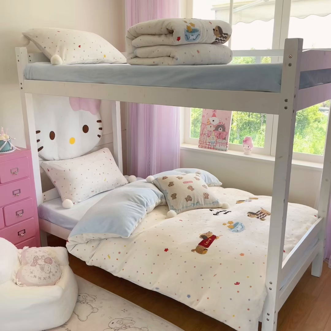 91家纺网 家纺一手货源 找家纺 川悦生活 2025新款绣花牛奶绒毛巾绣四件套-小床 旺皮小狗