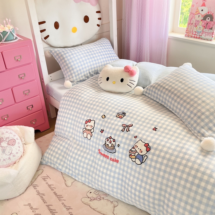 91家纺网 家纺一手货源 找家纺 川悦生活 2025新款绣花牛奶绒毛巾绣四件套-小床 奶心小猫