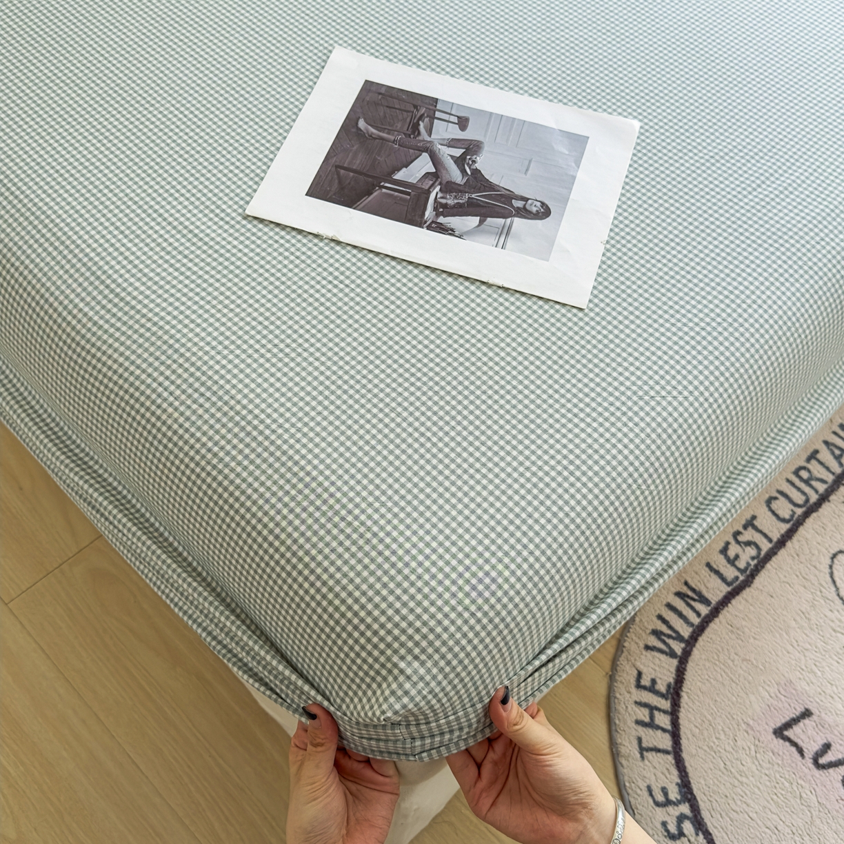 91家纺网 家纺一手货源 找家纺 晚依家纺 2025新款A类色织全棉水洗棉床单单件纯棉格子纯色学生宿舍定制定做 密格-草绿