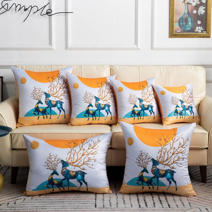 91家纺网 家纺一手货源 找家纺 新奇异 2025新款橙色仿真丝抱枕（支持定制） 组合图仅供展示