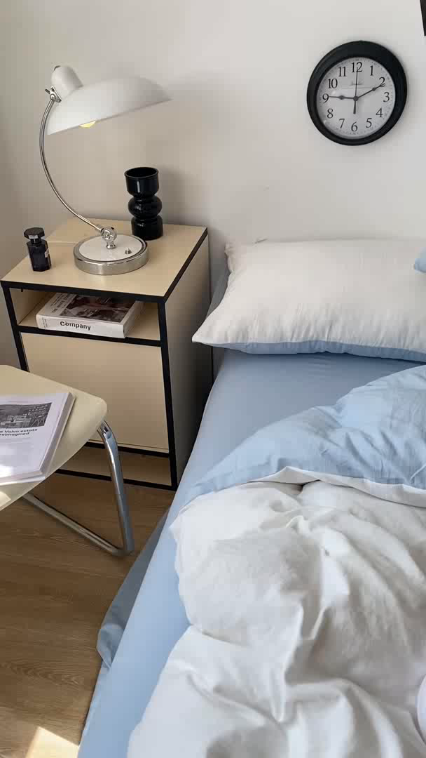 91家纺网 家纺一手货源 找家纺 夜笙家纺 2025新款水洗棉纯色双拼四件套 双拼-白蓝