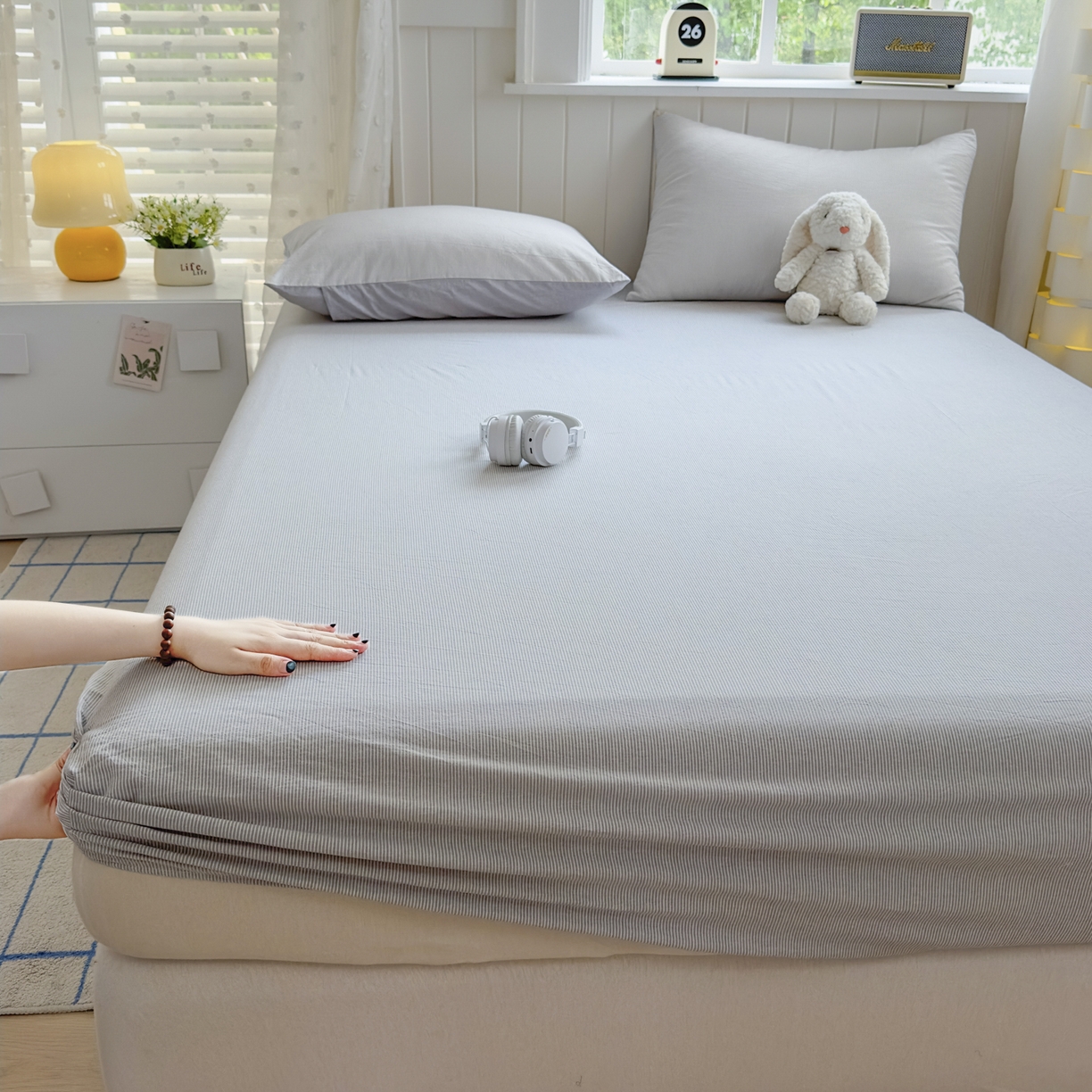 91家纺网 家纺一手货源 找家纺 晚依家纺 2025新款A类色织全棉水洗棉床单单件纯棉格子纯色学生宿舍定制定做 密条-浅灰