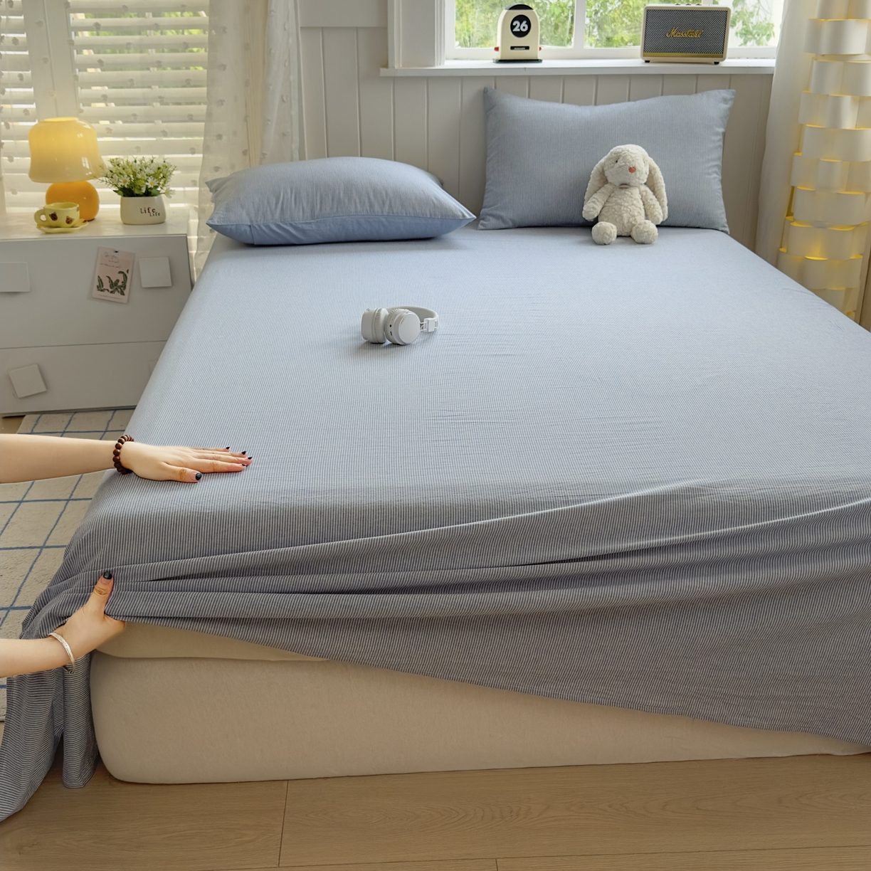 91家纺网 家纺一手货源 找家纺 晚依家纺 2025新款A类色织全棉水洗棉床单单件纯棉格子纯色学生宿舍定制定做 密条-浅蓝