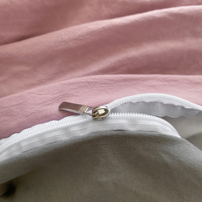 91家纺网 家纺一手货源 找家纺 夜笙家纺 2025新款水洗棉纯色双拼四件套 双拼-粉灰