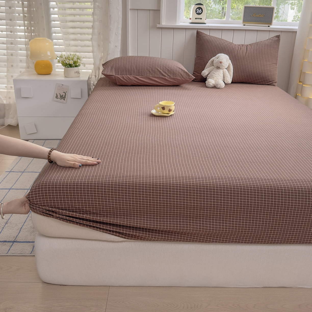 91家纺网 家纺一手货源 找家纺 晚依家纺 2025新款A类色织全棉水洗棉床单单件纯棉格子纯色学生宿舍定制定做 沐风-焦糖
