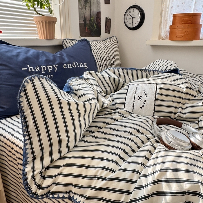 91家纺网 家纺一手货源 找家纺 觅糖家纺 2025新款全棉纯棉三角针刺绣款四件套 条纹-静谧