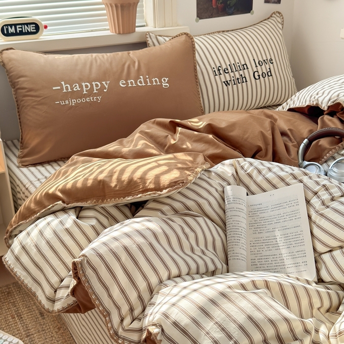 91家纺网 家纺一手货源 找家纺 觅糖家纺 2025新款全棉纯棉三角针刺绣款四件套 条纹-摩卡