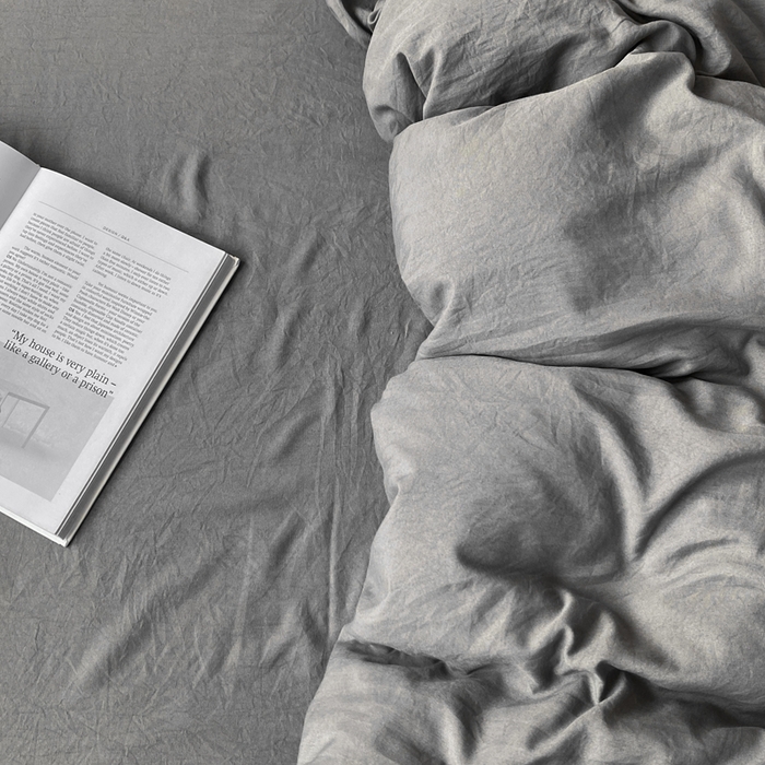 91家纺网 家纺一手货源 找家纺 夜笙家纺 2025新款水洗棉纯色双拼四件套 双拼-中灰