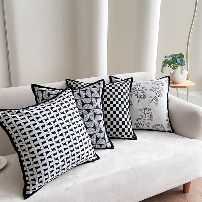 91家纺网 家纺一手货源 找家纺 新奇异 2025新款雪尼尔提花水墨抱枕 组合图仅供展示