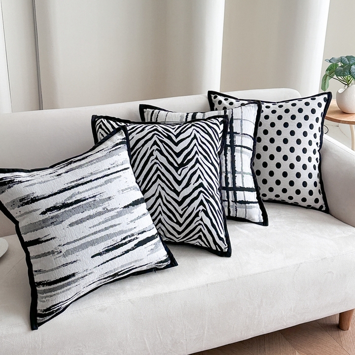 91家纺网 家纺一手货源 找家纺 新奇异 2025新款雪尼尔提花水墨抱枕 组合图仅供展示