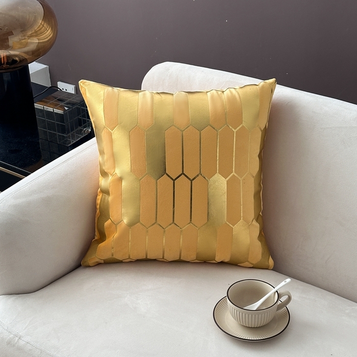 91家纺网 家纺一手货源 找家纺 （总）新奇异 2025新款蜂窝烫金抱枕