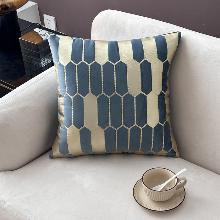 91家纺网 家纺一手货源 找家纺 （总）新奇异 2025新款蜂窝烫金抱枕