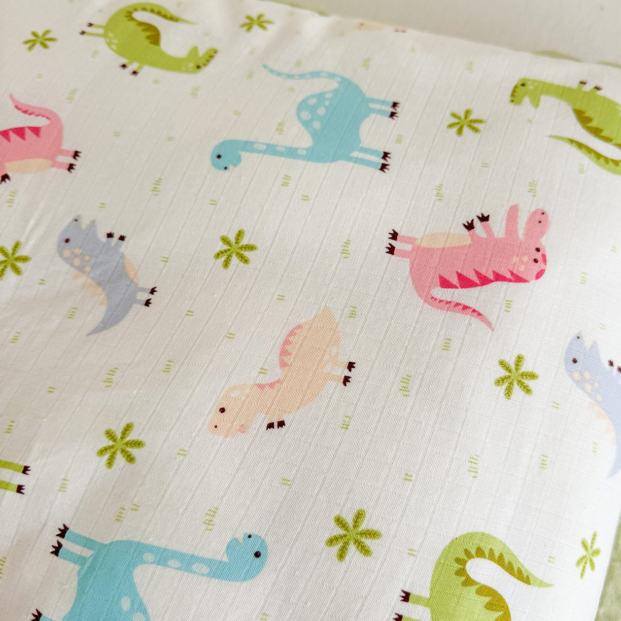 91家纺网 家纺一手货源 找家纺 贵夫人 2025春夏新款卡通儿童100%纯棉花枕 枕头枕芯 恐龙乐园40*60cm学生枕1只 /只