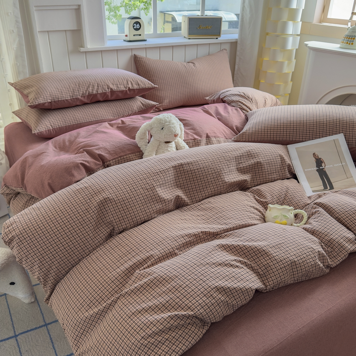 91家纺网 家纺一手货源 找家纺 晚依家纺 2025新款A类全棉色织水洗棉被套单件纯棉格子纯色学生宿舍被罩定制定做 沐风-粉红