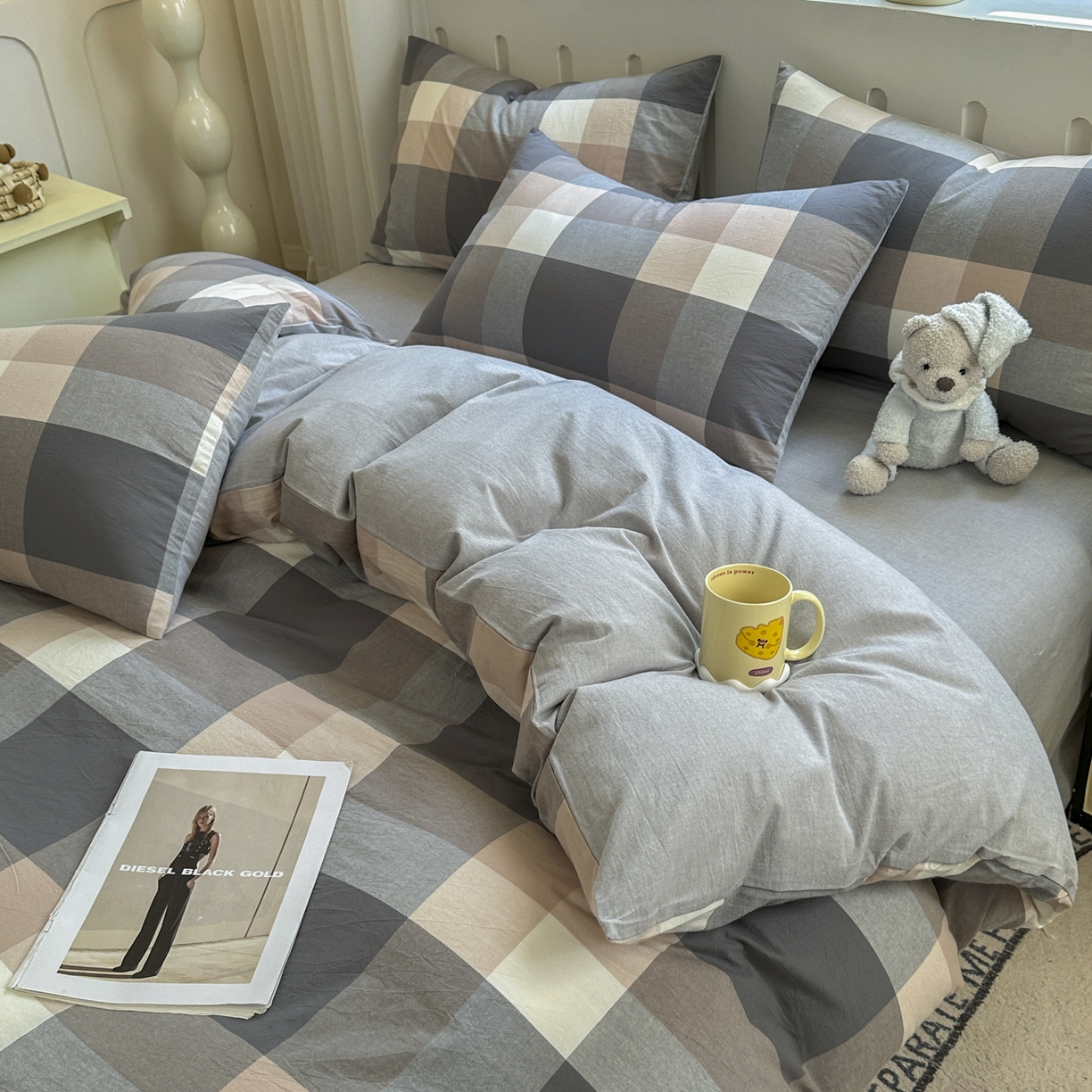 91家纺网 家纺一手货源 找家纺 晚依家纺 2025新款A类全棉色织水洗棉被套单件纯棉格子纯色学生宿舍被罩定制定做 洛伊-灰咖大格