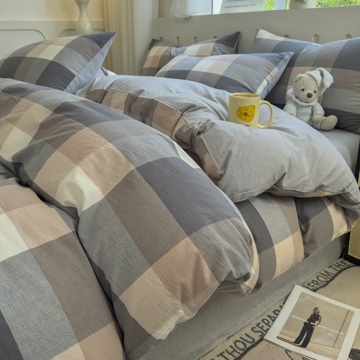 91家纺网 家纺一手货源 找家纺 晚依家纺 2025新款A类全棉色织水洗棉被套单件纯棉格子纯色学生宿舍被罩定制定做 洛伊-灰咖大格