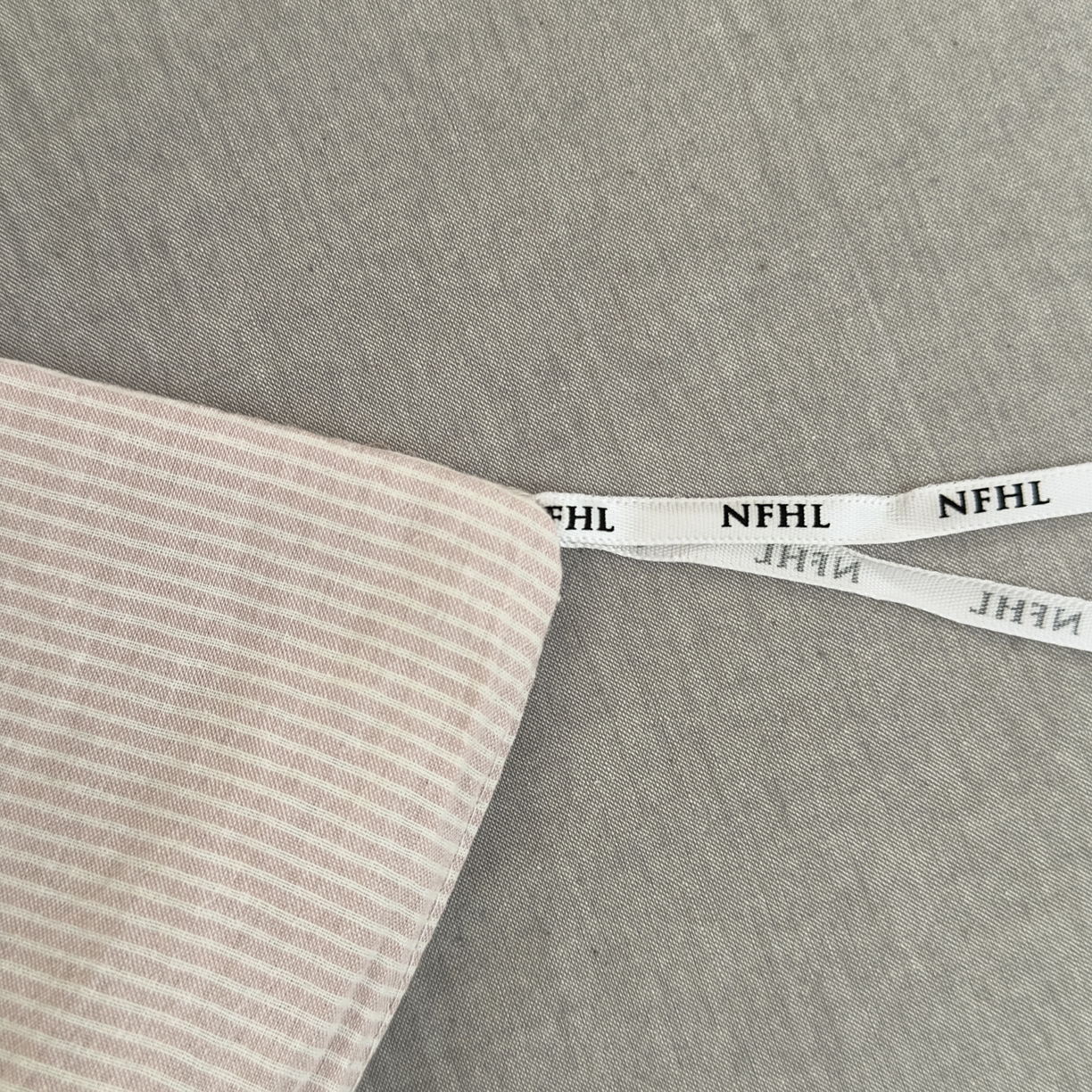 91家纺网 家纺一手货源 找家纺 晚依家纺 2025新款A类全棉色织水洗棉被套单件纯棉格子纯色学生宿舍被罩定制定做 密条-粉灰