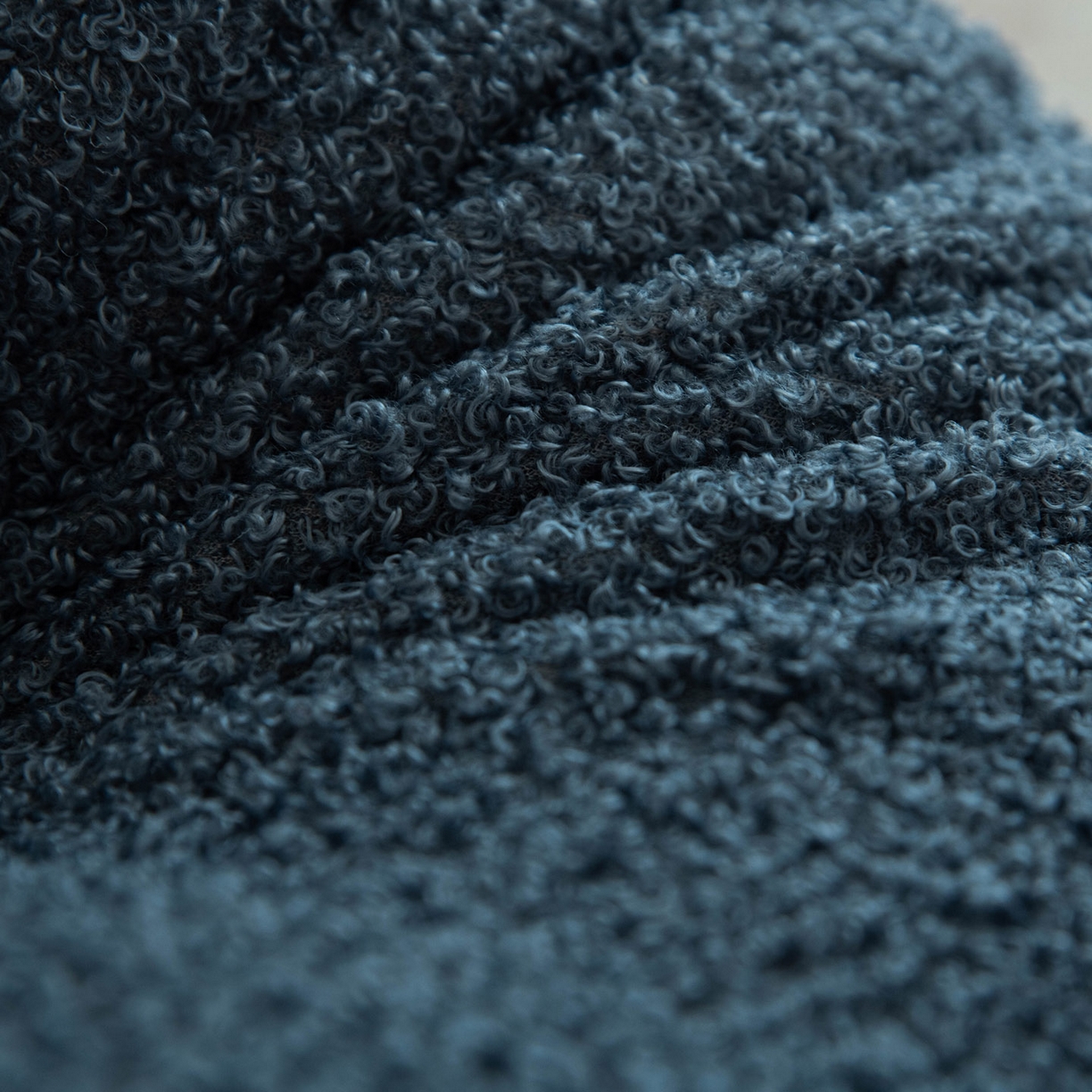 91家纺网 家纺一手货源 找家纺 2025新款泰迪绒蒲团 泰迪绒-蒲团-蓝