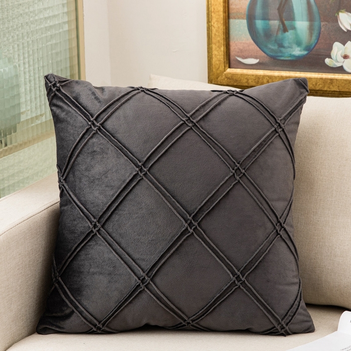 91家纺网 家纺一手货源 找家纺 新奇异 2025新款格子绣菱形格抱枕 HLR长寿灰