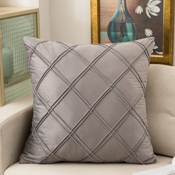 新奇异 2025新款格子绣菱形格抱枕 HLR高级灰