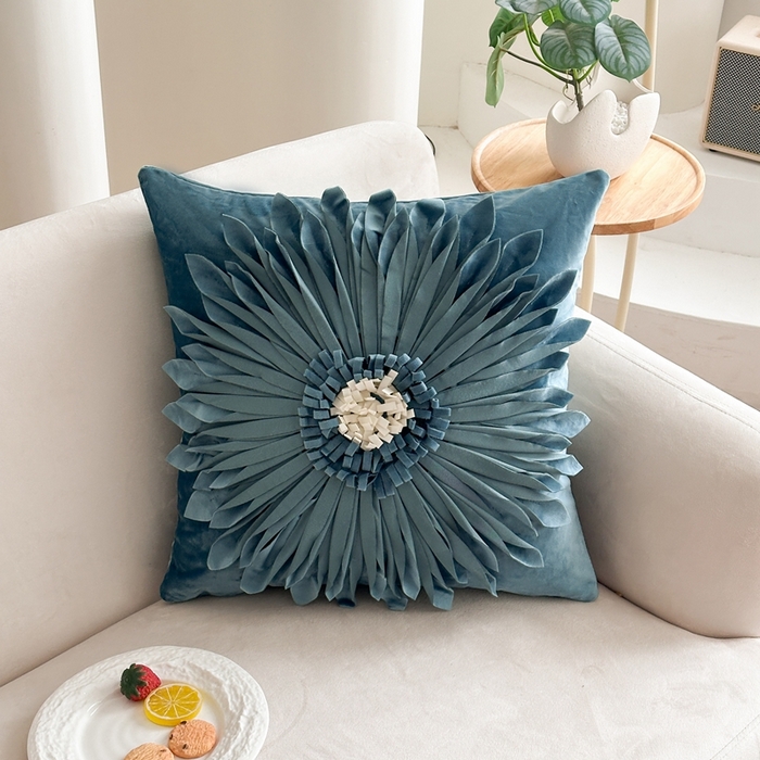 91家纺网 家纺一手货源 找家纺 （总）新奇异 2025新款手工拼接小雏菊抱枕