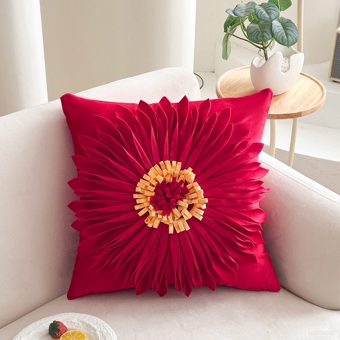 91家纺网 家纺一手货源 找家纺 （总）新奇异 2025新款手工拼接小雏菊抱枕