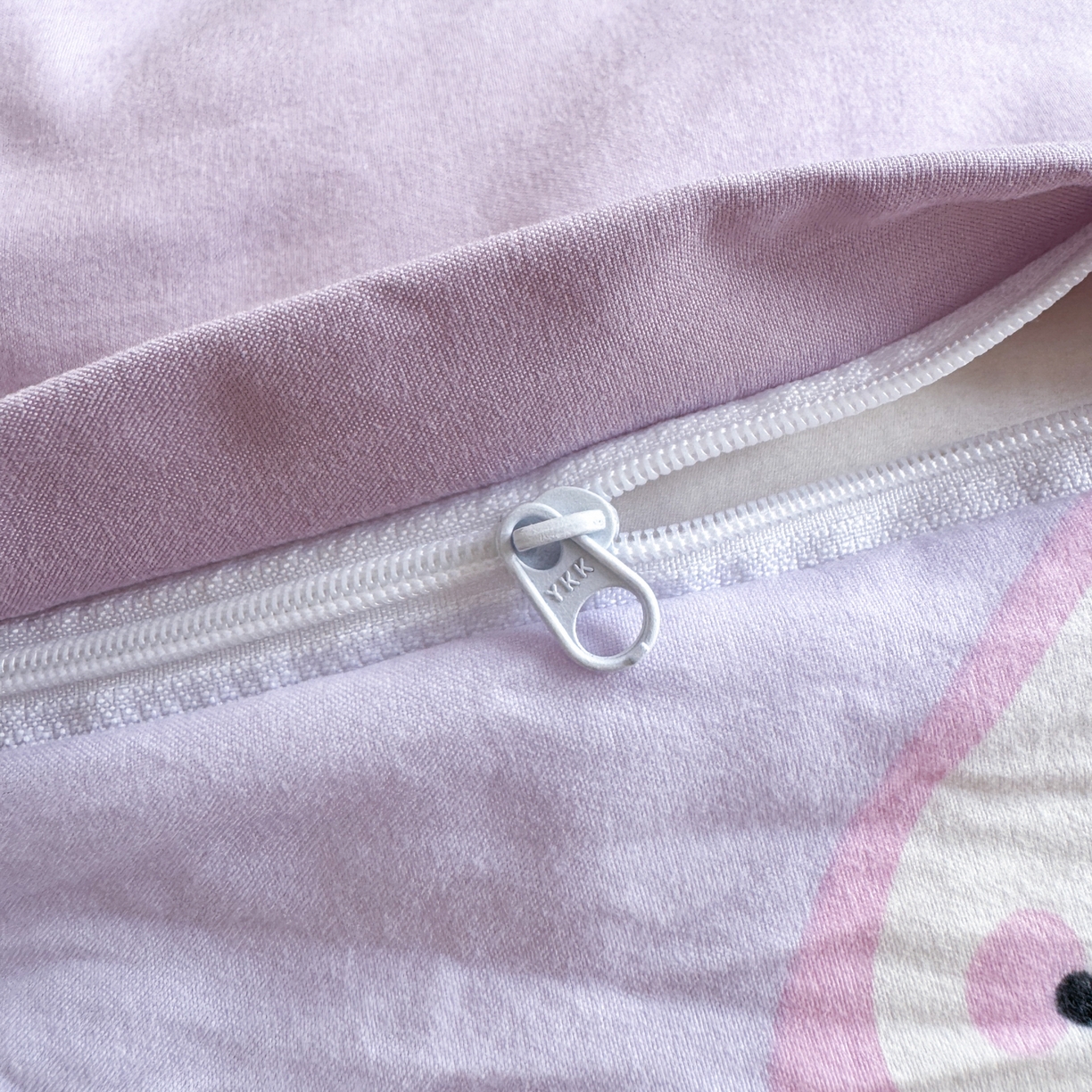 91家纺网 家纺一手货源 找家纺 一霖家纺 2025新款高克重云朵棉毛巾绣印绣四件套-小清新系列-第三波 黑库米米