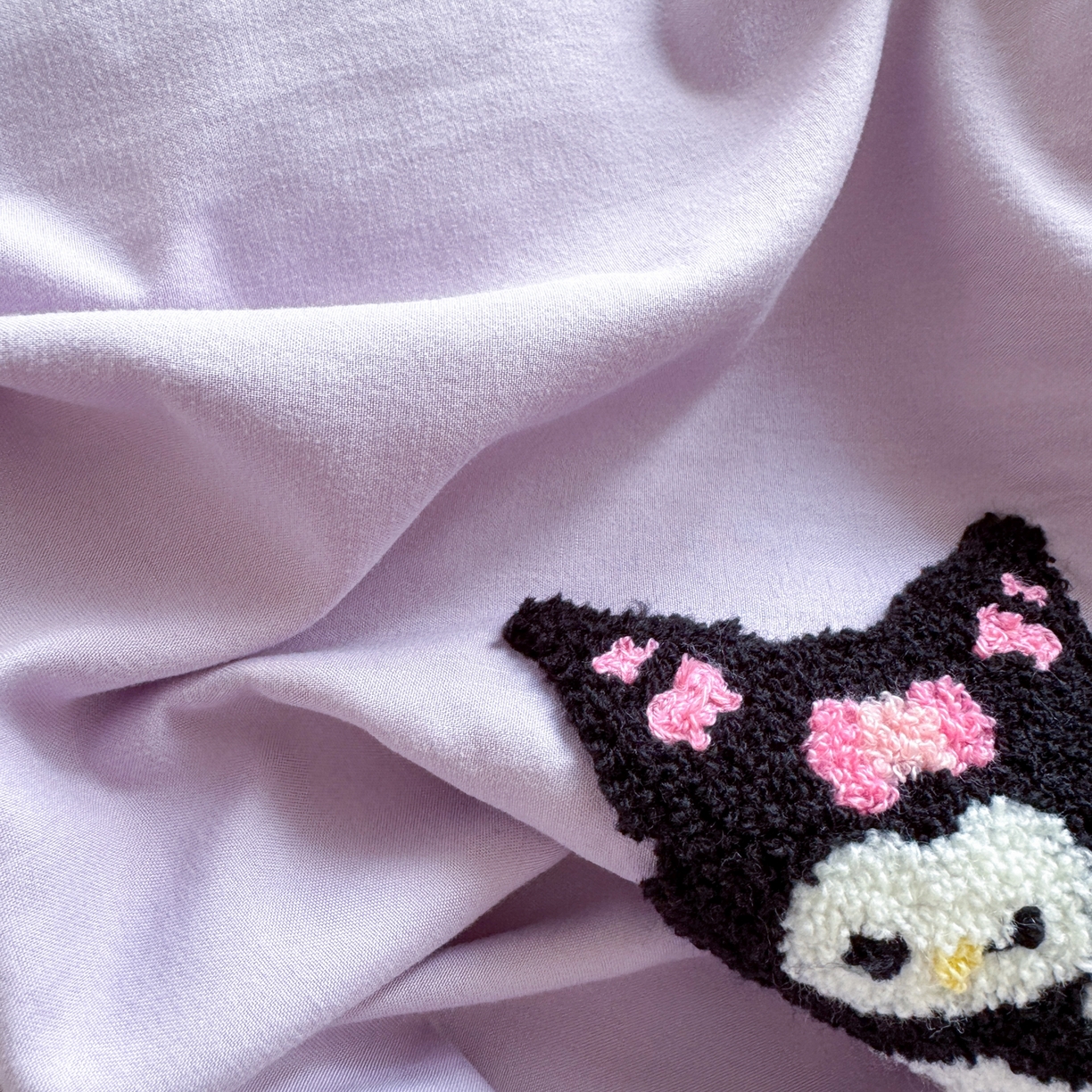 91家纺网 家纺一手货源 找家纺 一霖家纺 2025新款高克重云朵棉毛巾绣印绣四件套-小清新系列-第三波 黑库米米