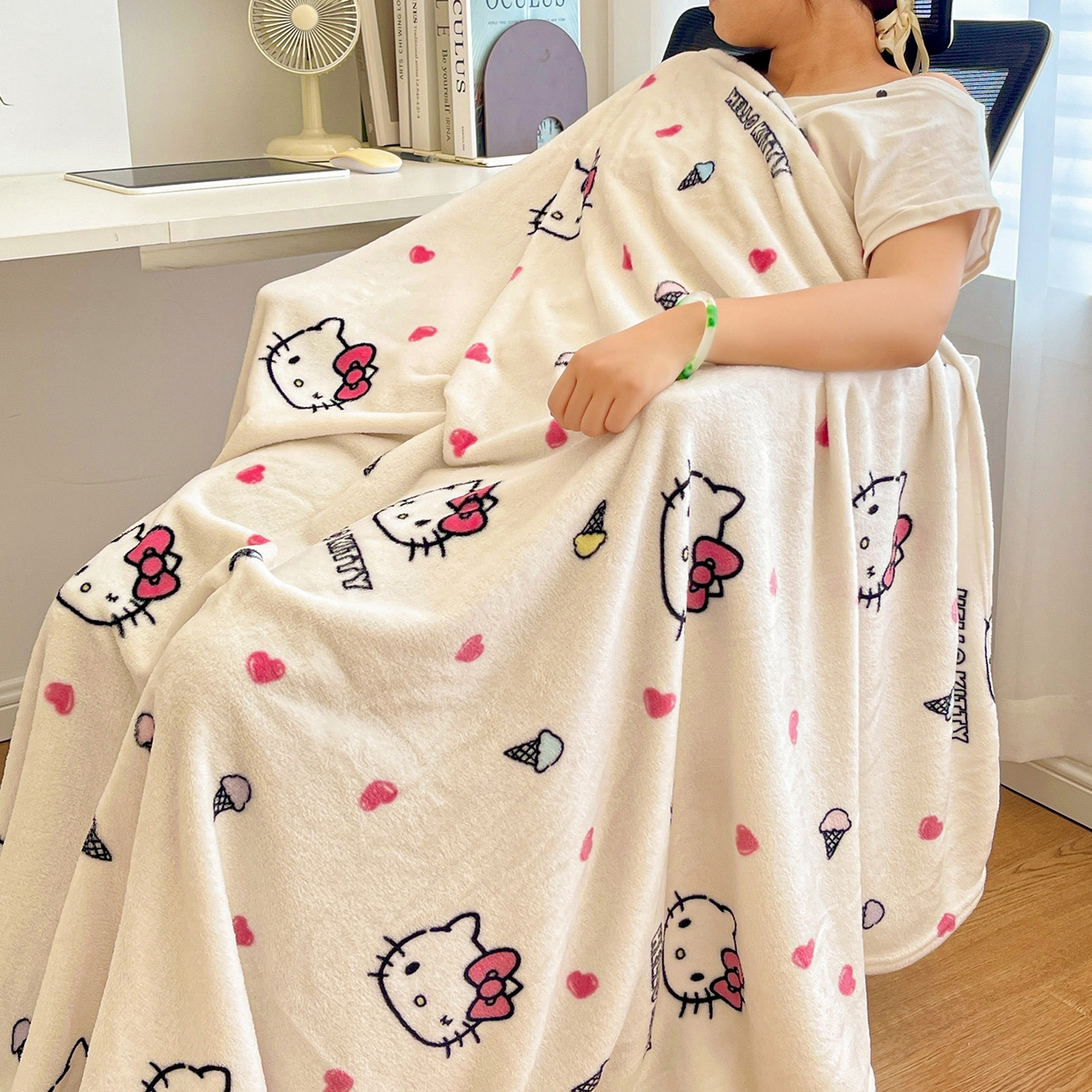 91家纺网 家纺一手货源 找家纺 （总）耀悦家纺2025新款正版授权三丽鸥高克重卡通牛奶绒毛毯多功能毯子盖毯