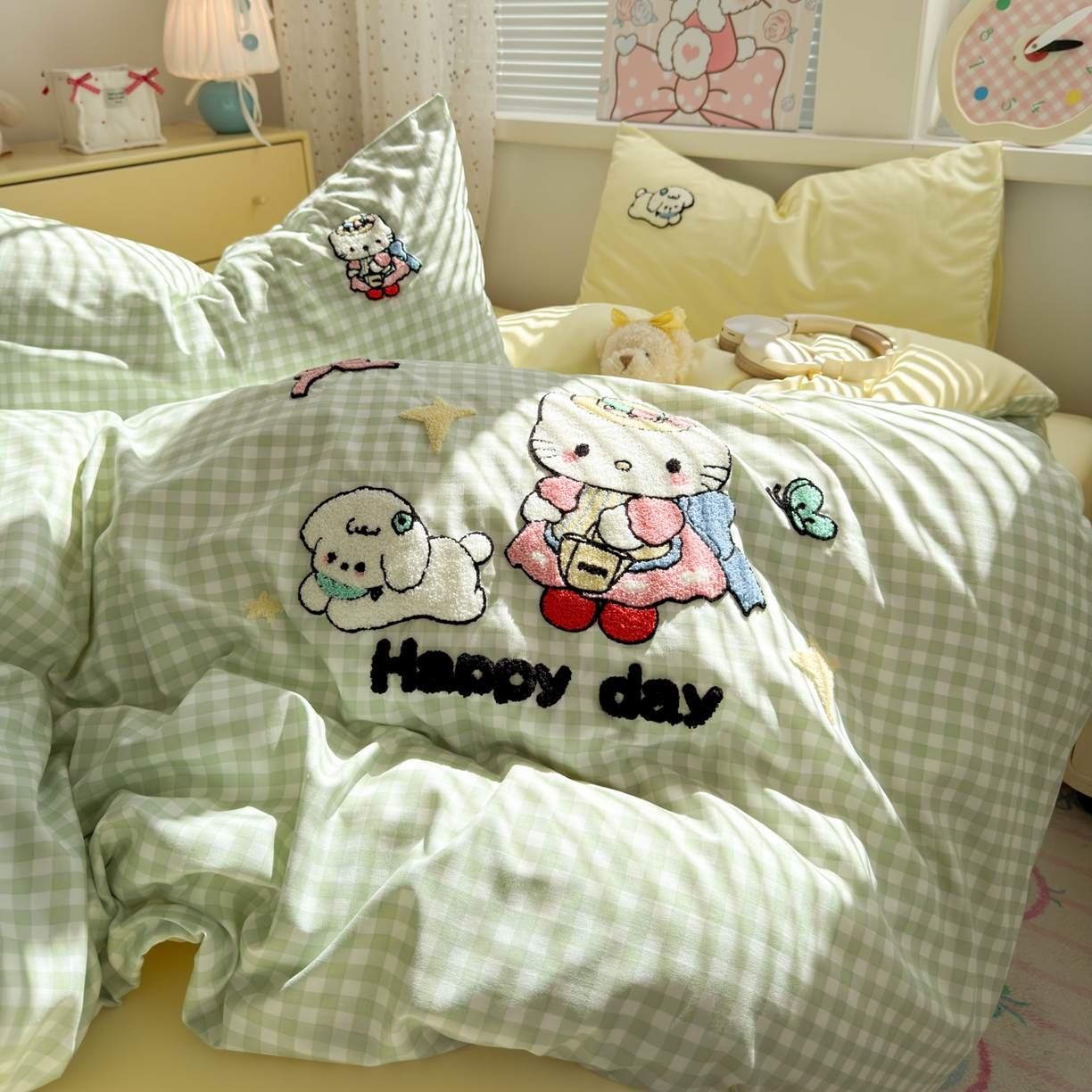 91家纺网 家纺一手货源 找家纺 一霖家纺 2025新款高克重云朵棉毛巾绣印绣四件套-小清新系列-第三波 元气KT