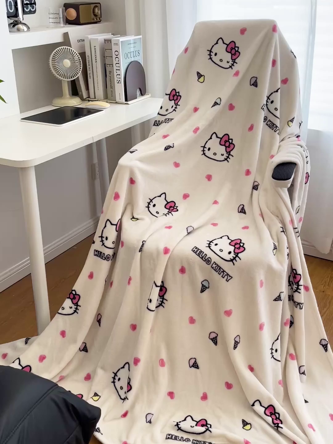 91家纺网 家纺一手货源 找家纺 （总）耀悦家纺2025新款正版授权三丽鸥高克重卡通牛奶绒毛毯多功能毯子盖毯