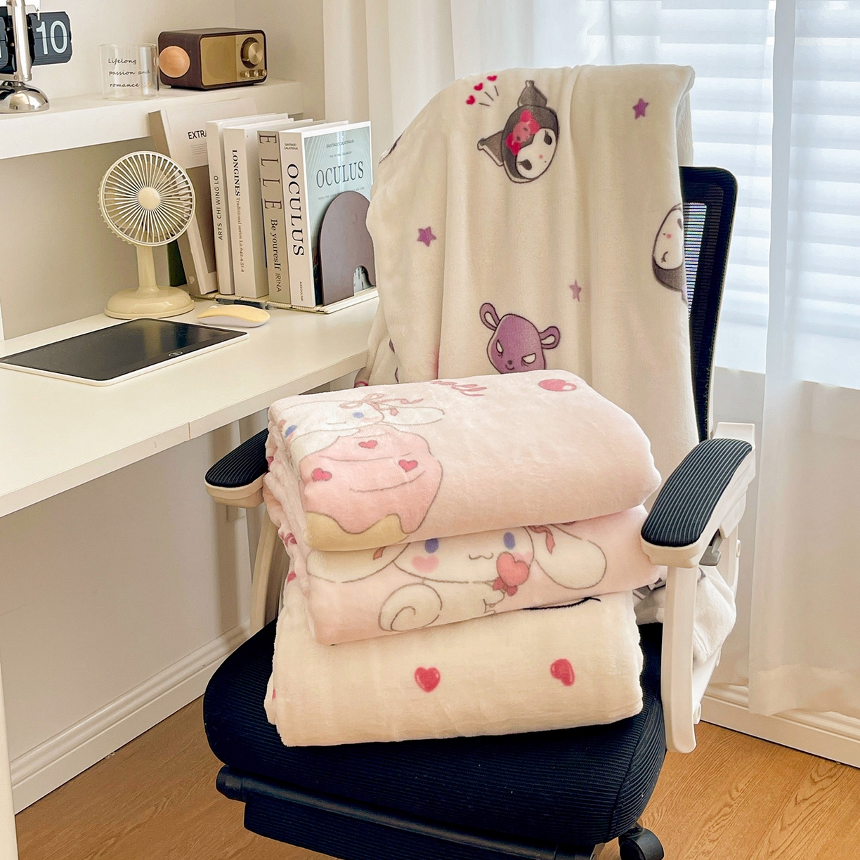 91家纺网 家纺一手货源 找家纺 耀悦家纺2025新款正版授权三丽鸥高克重卡通牛奶绒毛毯多功能毯子盖毯 樱桃蛋糕玉桂狗