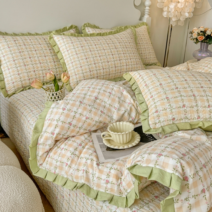 91家纺网 家纺一手货源 找家纺 芷凡家纺2025新款水洗棉双层纱云感棉床盖四件套 格心生活