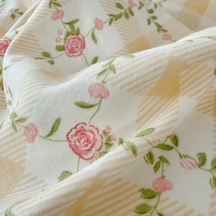 91家纺网 家纺一手货源 找家纺 芷凡家纺2025新款水洗棉双层纱云感棉床盖四件套 格心生活